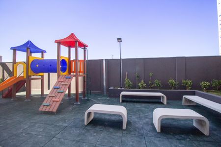 Apartamento à venda com 39m², 2 quartos e 1 vaga Apartamento à venda com 39m², 2 quartos e 1 vagaÁrea comum - Playground