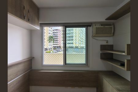 Apartamento à venda com 90m², 3 quartos e 1 vagaJanela - Quarto 2