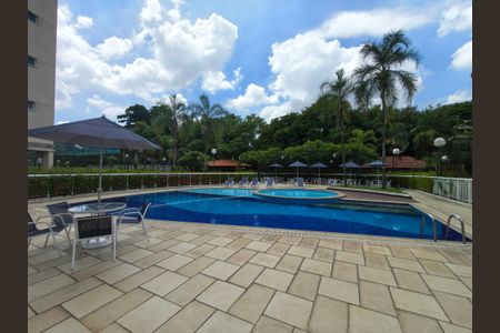 Apartamento à venda com 90m², 3 quartos e 1 vagaÁrea comum - Piscina