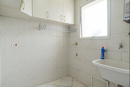 Apartamento à venda com 75m², 2 quartos e 2 vagas Apartamento à venda com 75m², 2 quartos e 2 vagasÁrea de Serviço