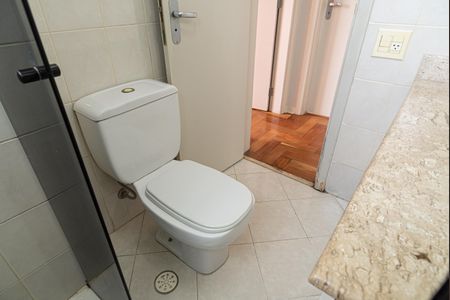 Apartamento à venda com 75m², 2 quartos e 2 vagas Apartamento à venda com 75m², 2 quartos e 2 vagasBanheiro 2