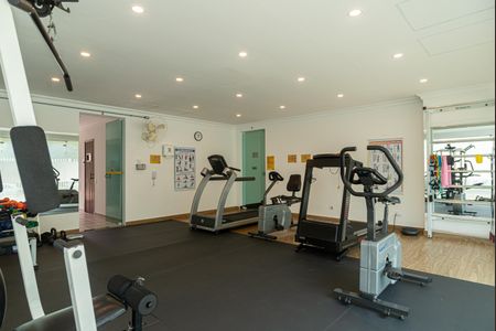 Apartamento à venda com 75m², 2 quartos e 2 vagas Apartamento à venda com 75m², 2 quartos e 2 vagasÁrea comum - Academia