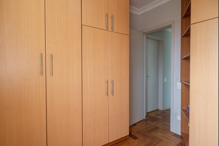 Apartamento à venda com 75m², 2 quartos e 2 vagas Apartamento à venda com 75m², 2 quartos e 2 vagasQuarto 2