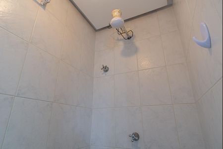 Apartamento à venda com 75m², 2 quartos e 2 vagas Apartamento à venda com 75m², 2 quartos e 2 vagasBanheiro de Serviço