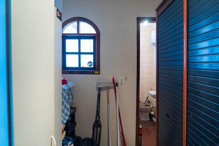 Casa à venda com 137m², 3 quartos e 2 vagasQuarto de Serviço