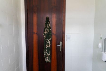 Casa à venda com 137m², 3 quartos e 2 vagasBanheiro Social