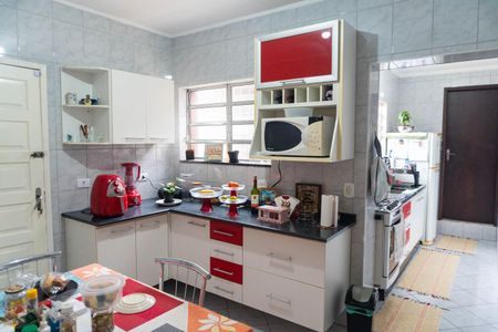 Casa à venda com 137m², 3 quartos e 2 vagasCozinha