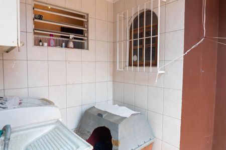 Casa à venda com 137m², 3 quartos e 2 vagasÁrea de Serviço