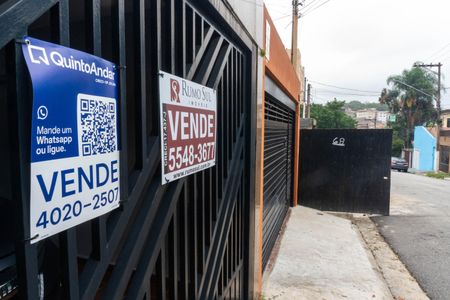 Casa à venda com 137m², 3 quartos e 2 vagasPlaquinha