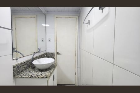 Apartamento para alugar com 45m², 1 quarto e sem vagaBanheiro 