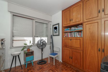 Quarto 2 de apartamento à venda com 3 quartos, 100m² em Jardim Lindóia, Porto Alegre