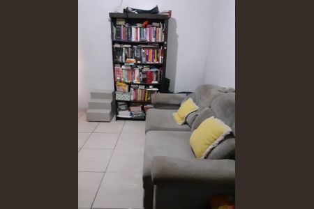 Casa à venda com 250m², 4 quartos e 6 vagasSala - Casa 2