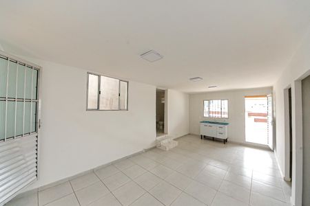 Casa para alugar com 2 quartos, 90m² em Conjunto Habitacional Barreira Grande, São Paulo