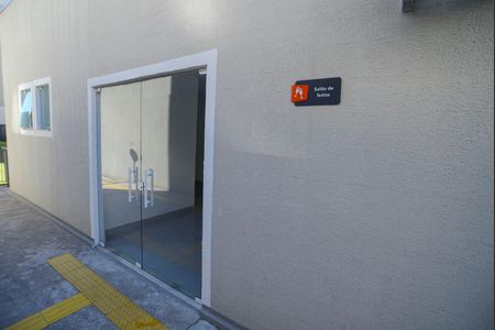 Apartamento para alugar com 40m², 2 quartos e sem vagaÁrea comum - Salão de festas