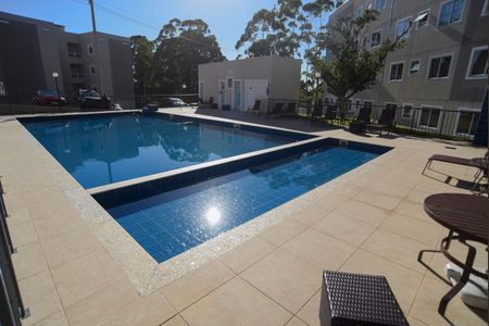 Apartamento para alugar com 40m², 2 quartos e sem vagaÁrea comum - Piscina