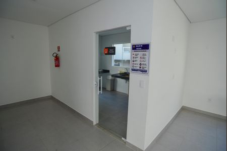 Apartamento para alugar com 40m², 2 quartos e sem vagaÁrea comum - Salão de festas