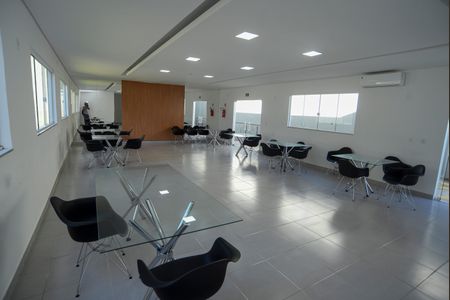 Apartamento para alugar com 40m², 2 quartos e sem vagaÁrea comum - Salão de festas