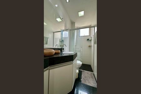 Apartamento à venda com 162m², 3 quartos e 2 vagas Apartamento à venda com 162m², 3 quartos e 2 vagasBanheiro