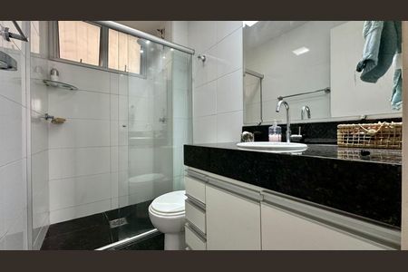 Apartamento à venda com 162m², 3 quartos e 2 vagas Apartamento à venda com 162m², 3 quartos e 2 vagasBanheiro