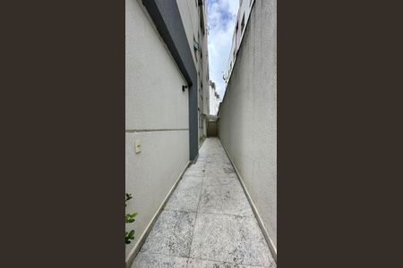 Apartamento à venda com 162m², 3 quartos e 2 vagas Apartamento à venda com 162m², 3 quartos e 2 vagasEntrada do prédio