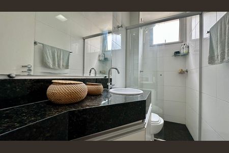 Apartamento à venda com 162m², 3 quartos e 2 vagas Apartamento à venda com 162m², 3 quartos e 2 vagasBanheiro