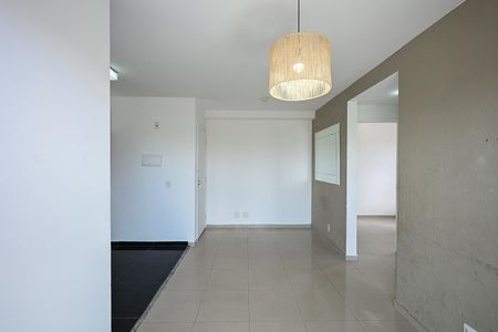 Sala de apartamento para alugar com 2 quartos, 46m² em Jardim Mitsutani, São Paulo