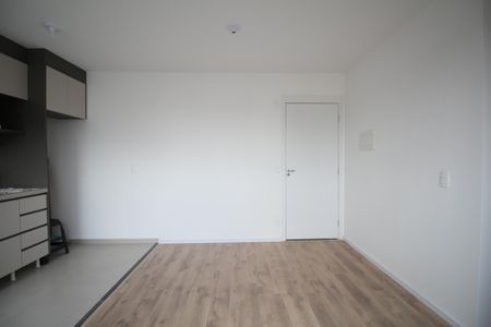 Sala de apartamento para alugar com 2 quartos, 42m² em Jardim Maria Duarte, São Paulo