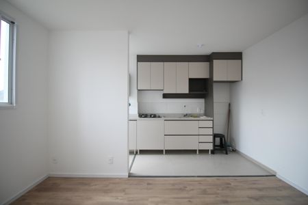 Sala de apartamento para alugar com 2 quartos, 42m² em Jardim Maria Duarte, São Paulo