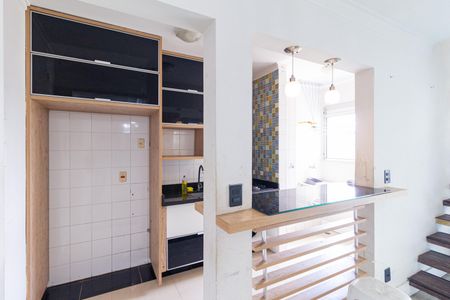 Apartamento à venda com 92m², 4 quartos e 1 vaga Apartamento à venda com 92m², 4 quartos e 1 vagaCozinha e área de serviço