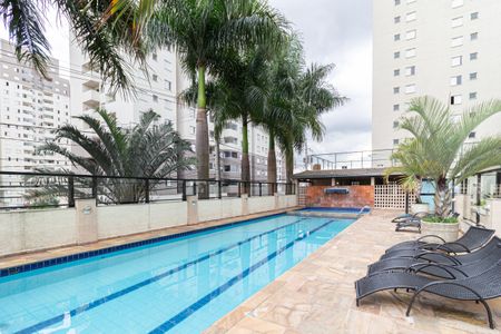 Apartamento à venda com 92m², 4 quartos e 1 vaga Apartamento à venda com 92m², 4 quartos e 1 vagaÁrea comum - Piscina