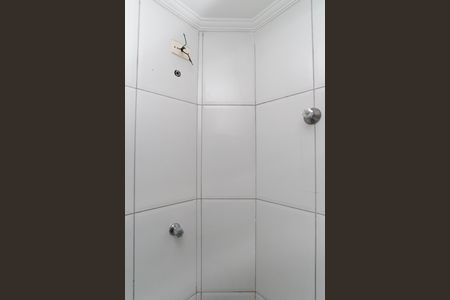 Banheiro de apartamento para alugar com 1 quarto, 35m² em Vila Nova Galvão, São Paulo