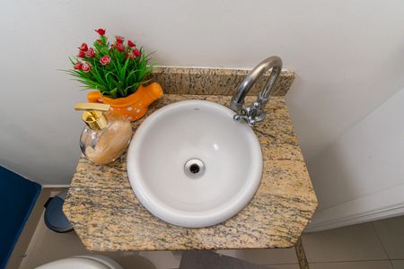 Casa de condomínio à venda com 103m², 3 quartos e 2 vagas Casa de condomínio à venda com 103m², 3 quartos e 2 vagasLavabo