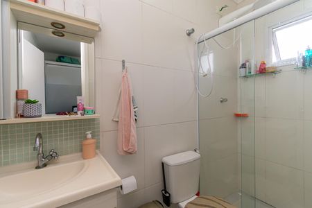 Casa de condomínio à venda com 103m², 3 quartos e 2 vagas Casa de condomínio à venda com 103m², 3 quartos e 2 vagasBanheiro da Suíte 2