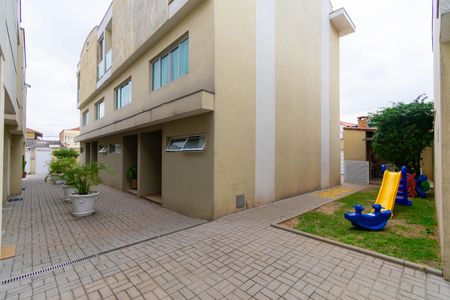 Casa de condomínio à venda com 103m², 3 quartos e 2 vagas Casa de condomínio à venda com 103m², 3 quartos e 2 vagasÁrea comum
