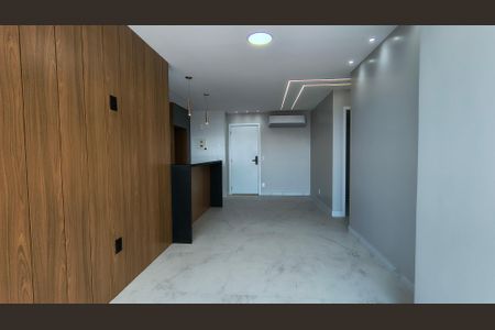 Sala de apartamento para alugar com 2 quartos, 83m² em Recreio dos Bandeirantes, Rio de Janeiro