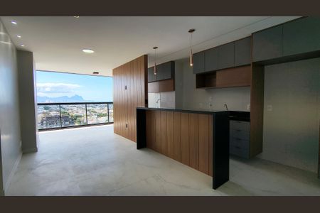 Sala de apartamento para alugar com 2 quartos, 83m² em Recreio dos Bandeirantes, Rio de Janeiro