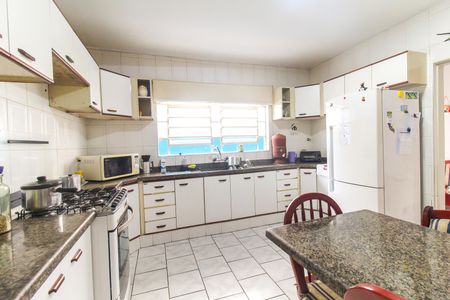 Casa à venda com 370m², 7 quartos e 4 vagasCozinha