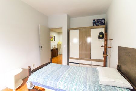 Casa à venda com 370m², 7 quartos e 4 vagasQuarto 3