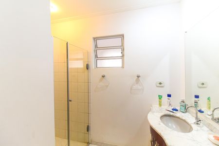 Casa à venda com 370m², 7 quartos e 4 vagasBanheiro 2