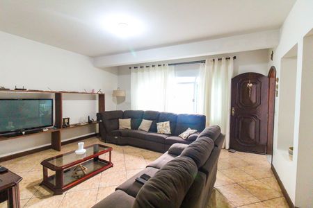 Casa à venda com 370m², 7 quartos e 4 vagasSala