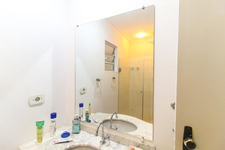 Casa à venda com 370m², 7 quartos e 4 vagasBanheiro 2