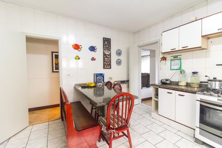 Casa à venda com 370m², 7 quartos e 4 vagasCozinha