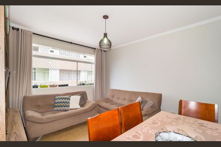 Apartamento à venda com 73m², 2 quartos e 1 vagaSala