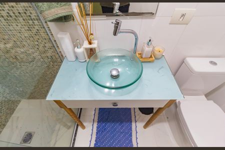 Apartamento à venda com 73m², 2 quartos e 1 vagaDetalhe - Banheiro