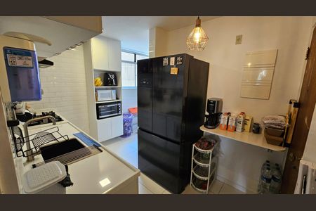 Cozinha de apartamento para alugar com 3 quartos, 115m² em Recreio dos Bandeirantes, Rio de Janeiro