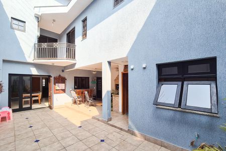 Casa à venda com 325m², 4 quartos e 3 vagasQuintal