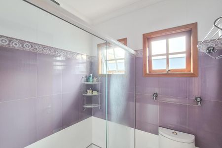 Casa à venda com 325m², 4 quartos e 3 vagasBanheiro da Suíte 3