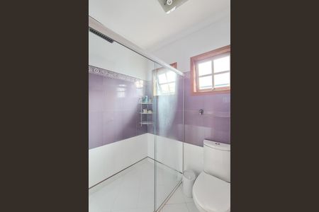 Casa à venda com 325m², 4 quartos e 3 vagasBanheiro da Suíte 3