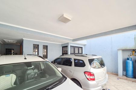 Casa à venda com 325m², 4 quartos e 3 vagasGaragem
