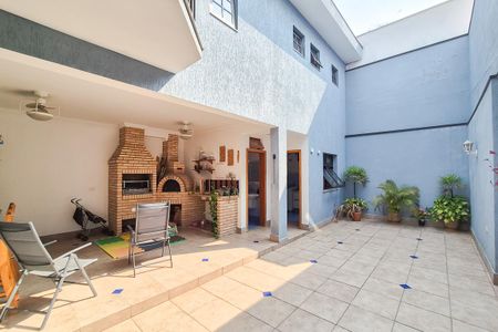 Casa à venda com 325m², 4 quartos e 3 vagasQuintal
